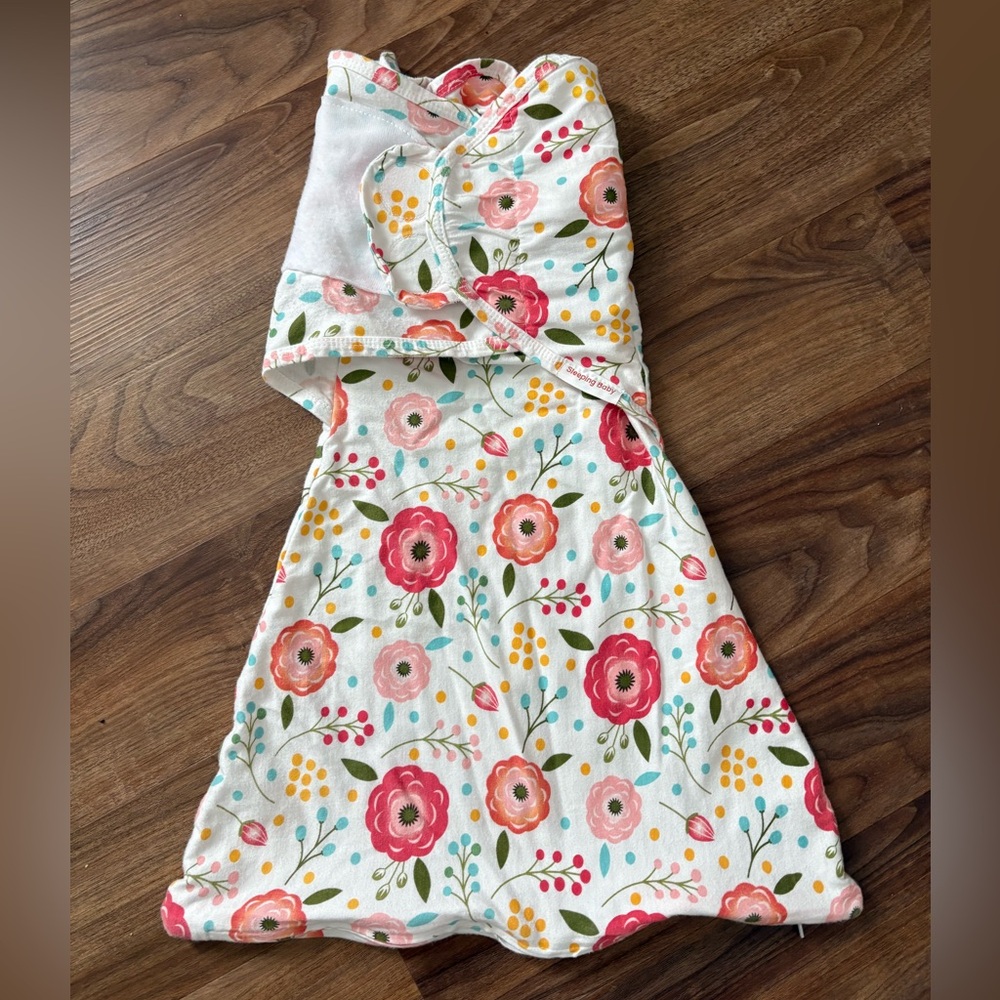 Zippy Swaddle by Sleeping Baby